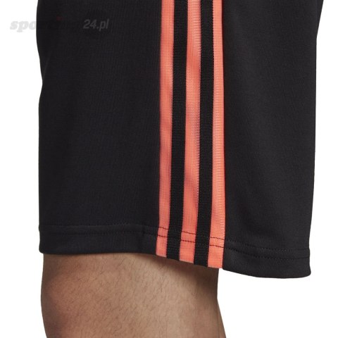 Spodenki męskie adidas Tango L czarne FP7905 Adidas Spodenki męskie adidas Tango L czarne FP7905 Adidas
