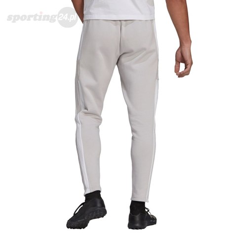 Spodnie męskie adidas Squadra 21 Sweat Pant jasnoszare GT6644 Adidas teamwear Spodnie męskie adidas Squadra 21 Sweat Pant jasnoszare GT6644 Adidas teamwear
