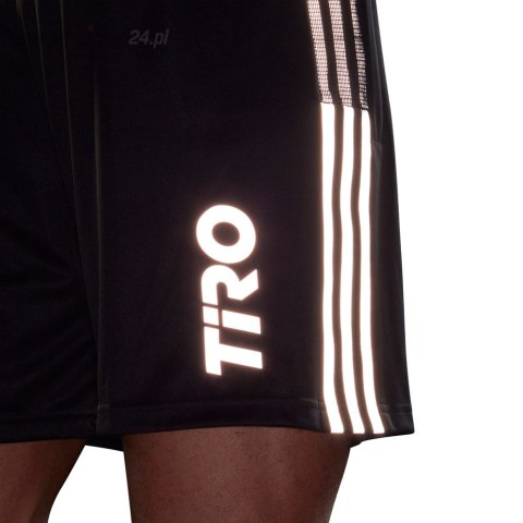 Spodenki męskie adidas Tiro Short Reflective Wording GQ1038 Adidas teamwear Spodenki męskie adidas Tiro Short Reflective Wording GQ1038 Adidas teamwear