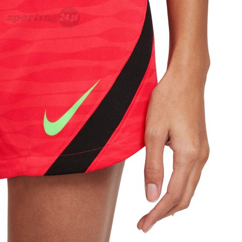 Spodenki damskie Nike Dri-FIT Strike różowe CW6095 660 Nike Football Spodenki damskie Nike Dri-FIT Strike różowe CW6095 660 Nike Football