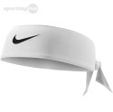 Opaska na głowę Nike Dri Fit Head Tie Reversible biała N1002146101OS Nike Opaska na głowę Nike Dri Fit Head Tie Reversible biała N1002146101OS Nike
