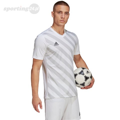 Koszulka męska adidas Entrada 22 Graphic Jersey biało-szara HF0129 Adidas teamwear Koszulka męska adidas Entrada 22 Graphic Jersey biało-szara HF0129 Adidas teamwear