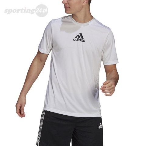 Koszulka męska adidas Primeblue Designed to Move biała GM2135 Adidas Koszulka męska adidas Primeblue Designed to Move biała GM2135 Adidas