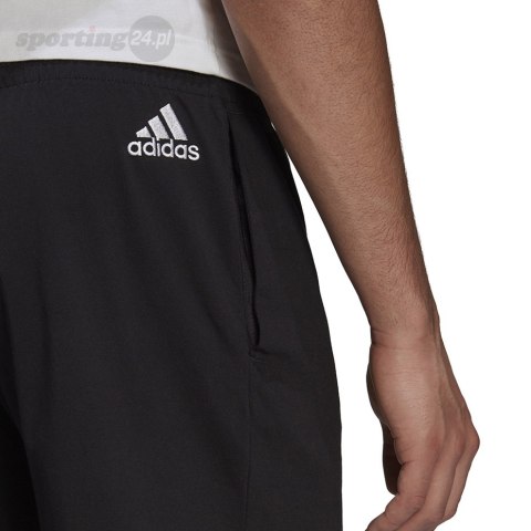 Spodenki męskie adidas AeroReady Essentials Linear Logo Shorts czarne GK9604 Adidas Spodenki męskie adidas AeroReady Essentials Linear Logo Shorts czarne GK9604 Adidas
