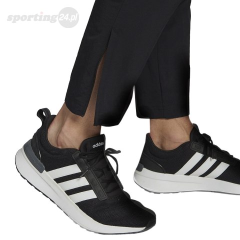 Spodnie męskie adidas Essentials Small Logo Woven Cargo 7/8 Pants HE1859 Adidas Spodnie męskie adidas Essentials Small Logo Woven Cargo 7/8 Pants HE1859 Adidas