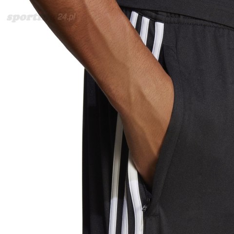 Spodenki męskie adidas Tiro 23 Club Training czarne HS9533 Adidas Spodenki męskie adidas Tiro 23 Club Training czarne HS9533 Adidas