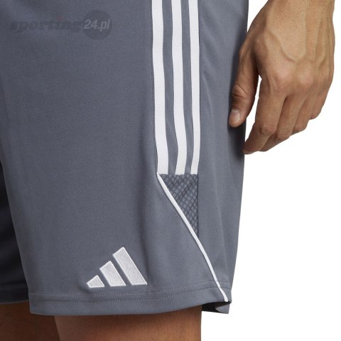 Spodenki męskie adidas Tiro 23 League szare IC7488 Adidas teamwear Spodenki męskie adidas Tiro 23 League szare IC7488 Adidas teamwear
