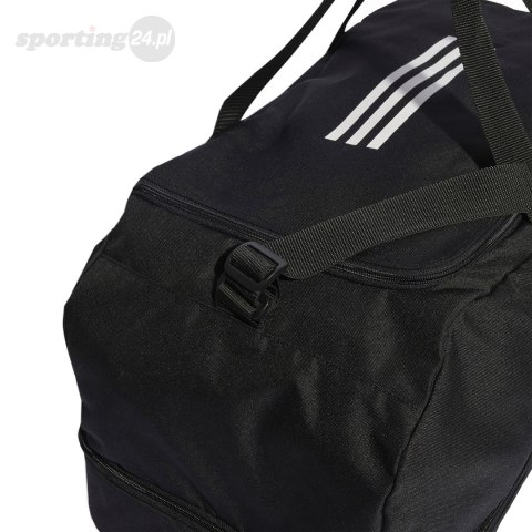 Torba adidas Tiro League Duffel Large czarna HS9744 Adidas teamwear Torba adidas Tiro League Duffel Large czarna HS9744 Adidas teamwear