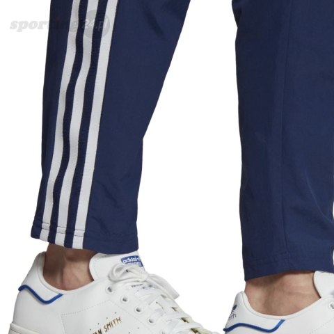 Spodnie męskie adidas Tiro 23 Competition Presentation granatowe HK8049 Adidas teamwear Spodnie męskie adidas Tiro 23 Competition Presentation granatowe HK8049 Adidas teamwear