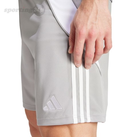 Spodenki męskie adidas Tiro 24 szare IS1408 Adidas teamwear Spodenki męskie adidas Tiro 24 szare IS1408 Adidas teamwear