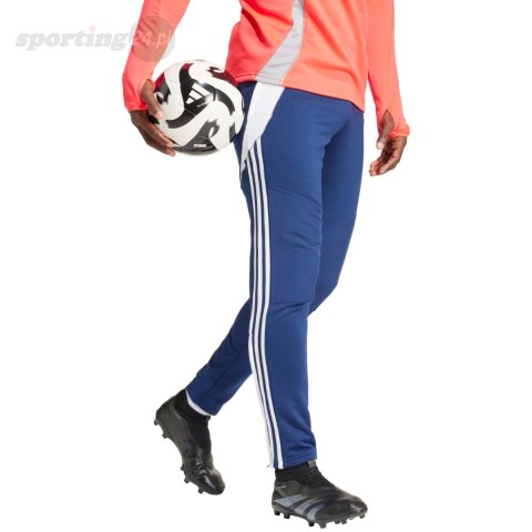 Spodnie męskie adidas Tiro 24 Winterized niebieskie IY0114 Adidas teamwear Spodnie męskie adidas Tiro 24 Winterized niebieskie IY0114 Adidas teamwear
