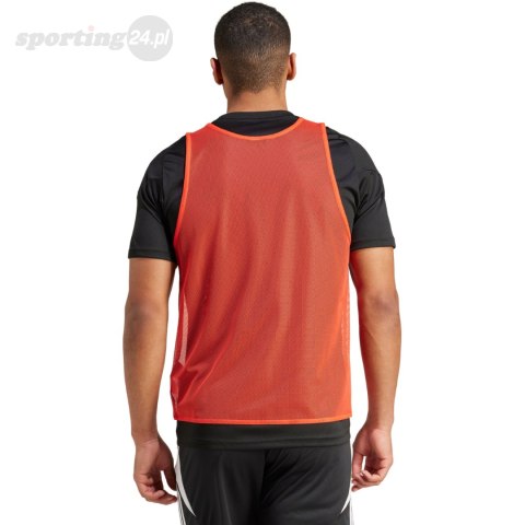 Znacznik adidas Training 24 BIB koralowy JF3245 Adidas teamwear Znacznik adidas Training 24 BIB koralowy JF3245 Adidas teamwear