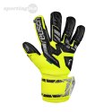 Rękawice bramkarskie Reusch Attrakt Freegel Silver Junior żołto-czarne 5572235 2025 Reusch