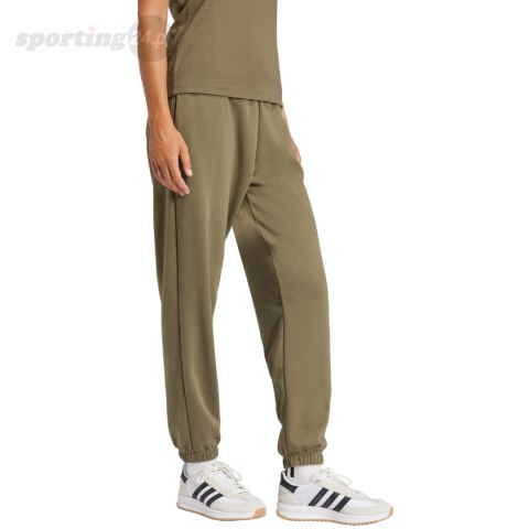 Spodnie damskie adidas Essentials Small Logo French Terry Cuffed zielone JD9927 Adidas Spodnie damskie adidas Essentials Small Logo French Terry Cuffed zielone JD9927 Adidas