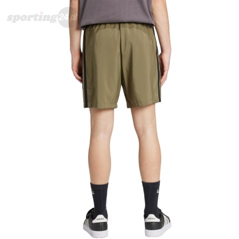 Spodenki męskie adidas Essentials 3-Stripes Chelsea oliwkowe JW1901 Adidas Spodenki męskie adidas Essentials 3-Stripes Chelsea oliwkowe JW1901 Adidas
